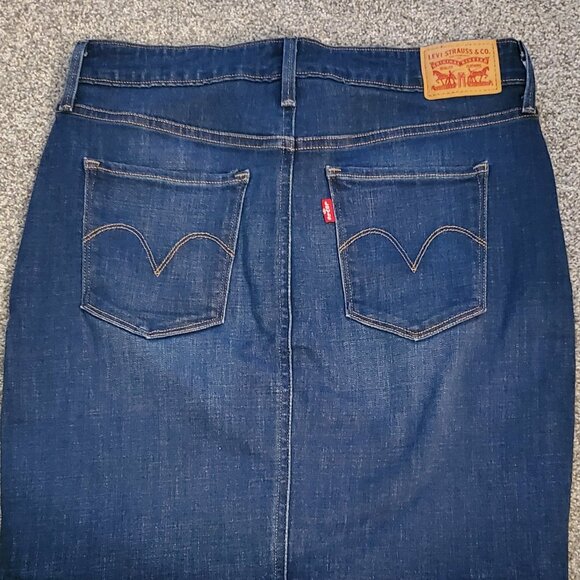 Levis Womens Denim Skirt - Picture 3 of 3